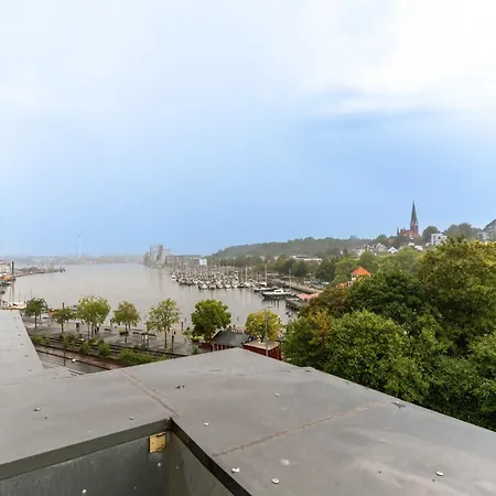 Hafenkoje mit Blick über Hafen und Altstadt Apartment