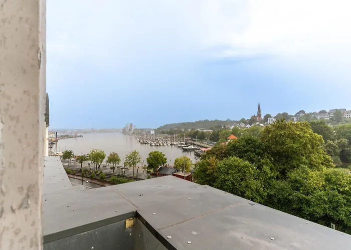 Hafenkoje Mit Blick Ueber Hafen Und Altstadt Апартаменты